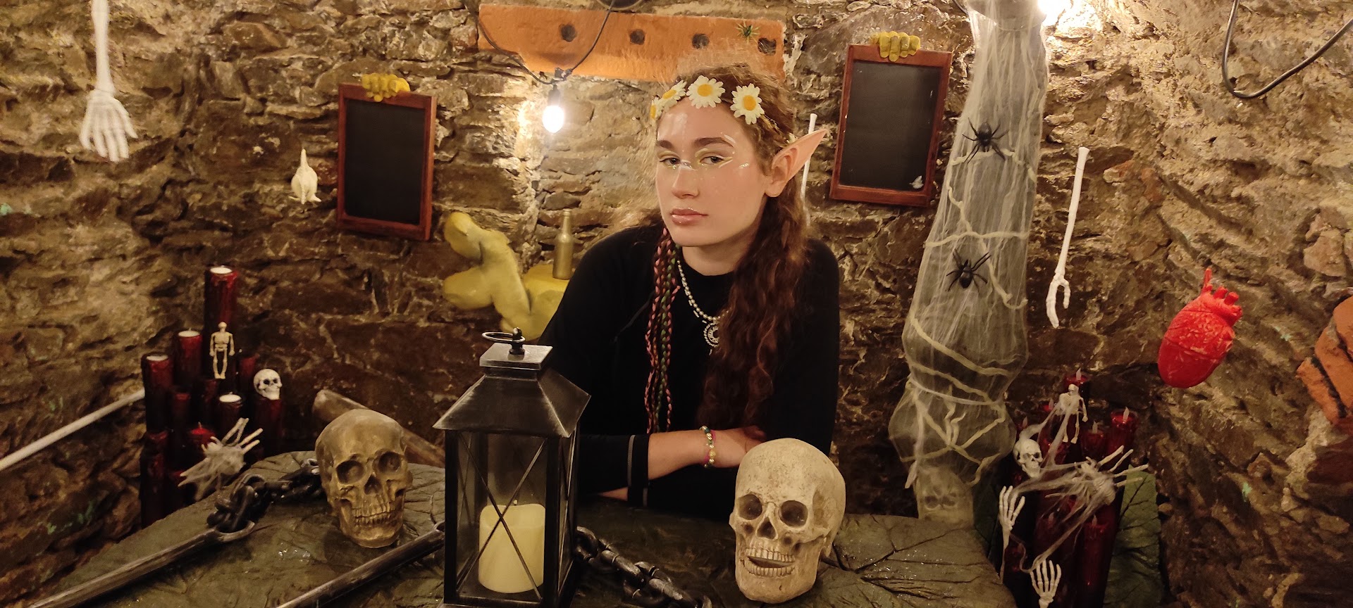 Halloween ve sklepení – foto 3